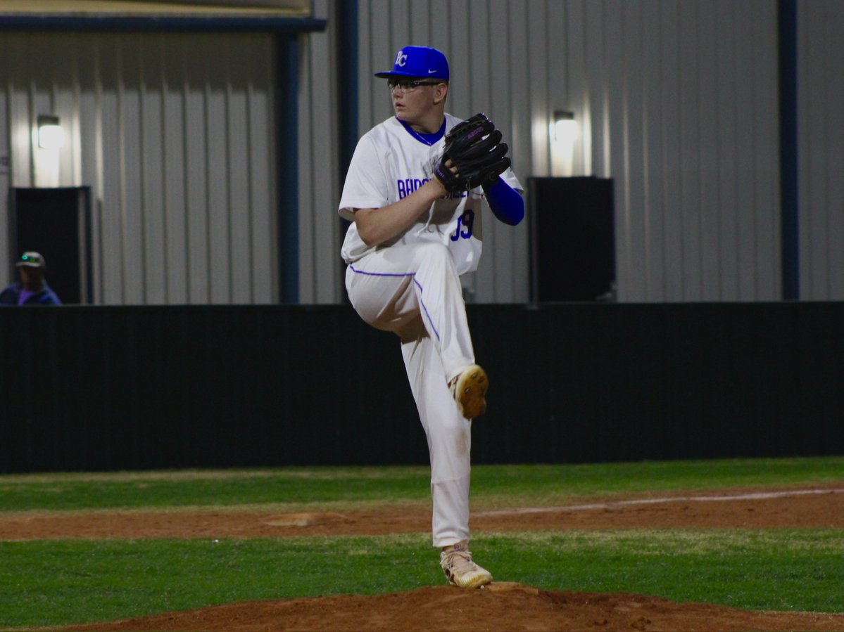 KadenAber's tweet photo. Kaden Aber | CO 2028 | LHP/1B |                    
L/L | 6’4 250lbs

405-505-8486
Kadenaber@icloud.com

2026 varsity
.429 avg
1.059 ops
42 hits
33 RBIs
4 2B
3 HR

95 EV
88 EV off tee
85 max FB velo
7.8 60 yard https://t.co/Jil8PA3bIM