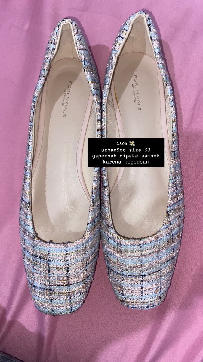 otiotati's tweet photo. yuk wts preloved mau cabut kos lusa. di cek aja free anter ke kos https://t.co/D54zokCI3P