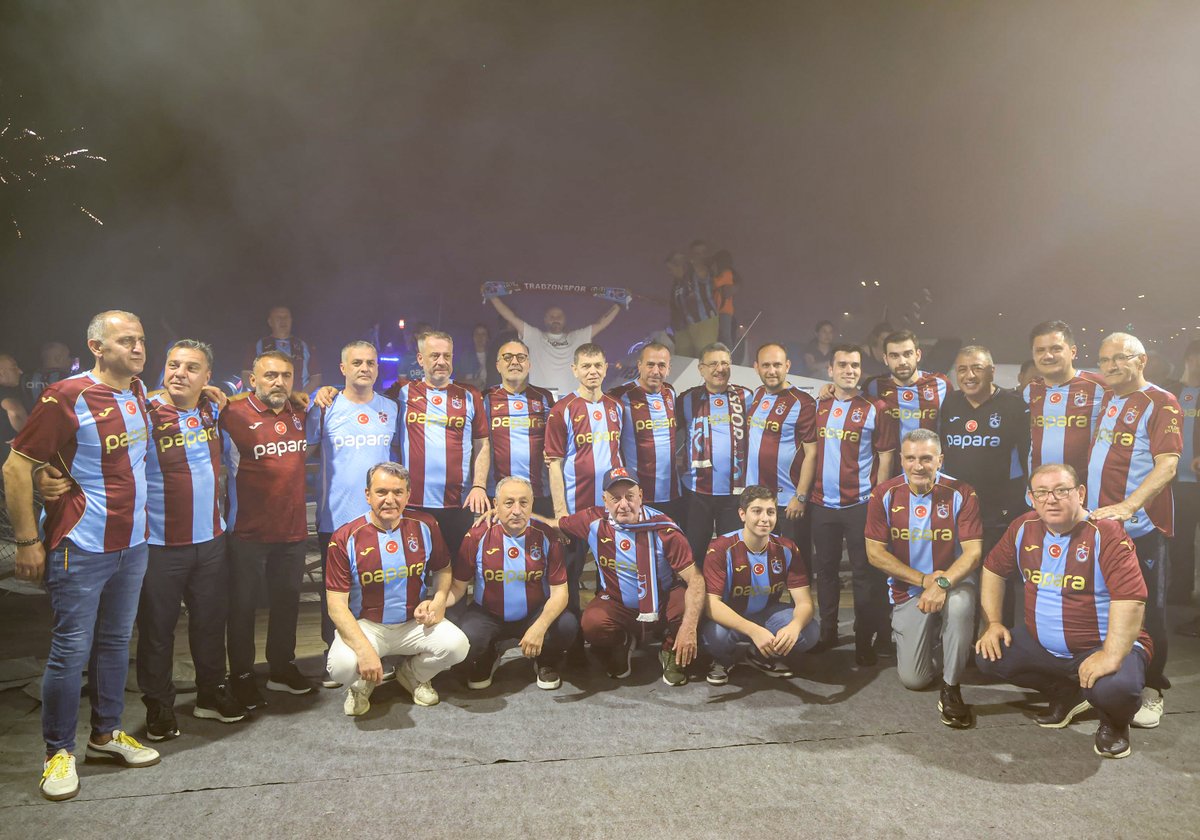 Trabzonspor's tweet photo. 59.⁠ ⁠kuruluş yıl dönümümüz, binlerce taraftarımızın katılımıyla Ganita’da coşkuyla kutlandı ❤️💙

🔗 https://t.co/1roEdAUnab https://t.co/8FujgK3m9N