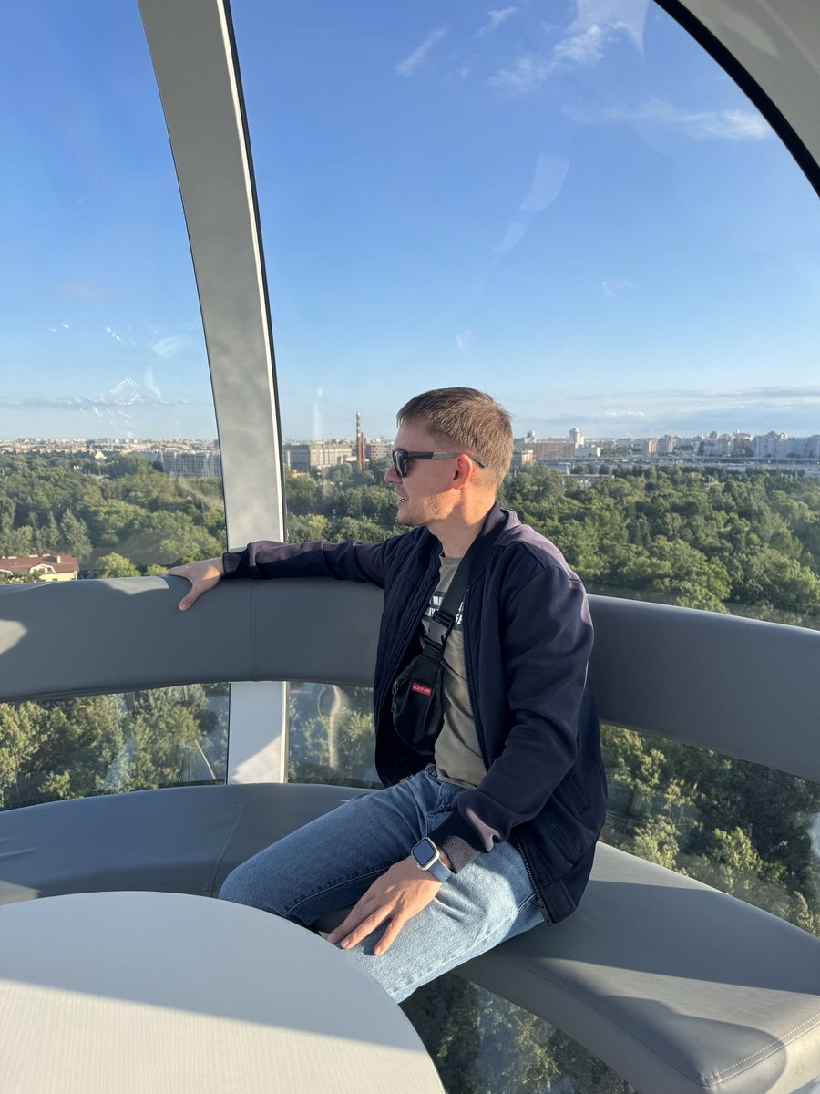 Stervamamba's tweet photo. Прекрасный воскресный вечер.
2 августа, а холодно как осенью, лето добавь жару…
Побывал на новом большом колесе обозрения, люблю экстремальные аттракционы, но немного страшновато было, хотя это не экстремальный аттракцион😂 Это что, старость?🧐 https://t.co/GLqyiK6pjT