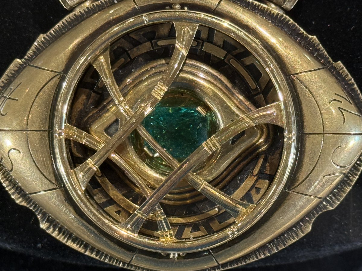 TheDCLBlog's tweet photo. Marvel X ECG Infinity Gems: Marvel Authentic Gemstones https://t.co/KQARqjYAqx