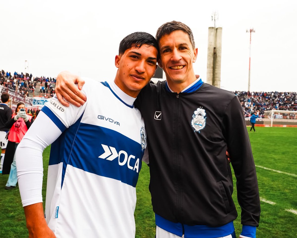 gimnasiaoficial's tweet photo. Es por acá, todos juntos 🐺💪🏼 https://t.co/mNed1hF1lr