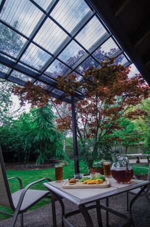 ExtremeHow_To's tweet photo. How To Build a Patio Cover -Step-by-step install of a patio cover with polycarbonate corrugated sheets that will allow for plenty of light, unobstructed views, and fresh air. https://t.co/fPLcQeUs3H https://t.co/haJnpqrfQs
