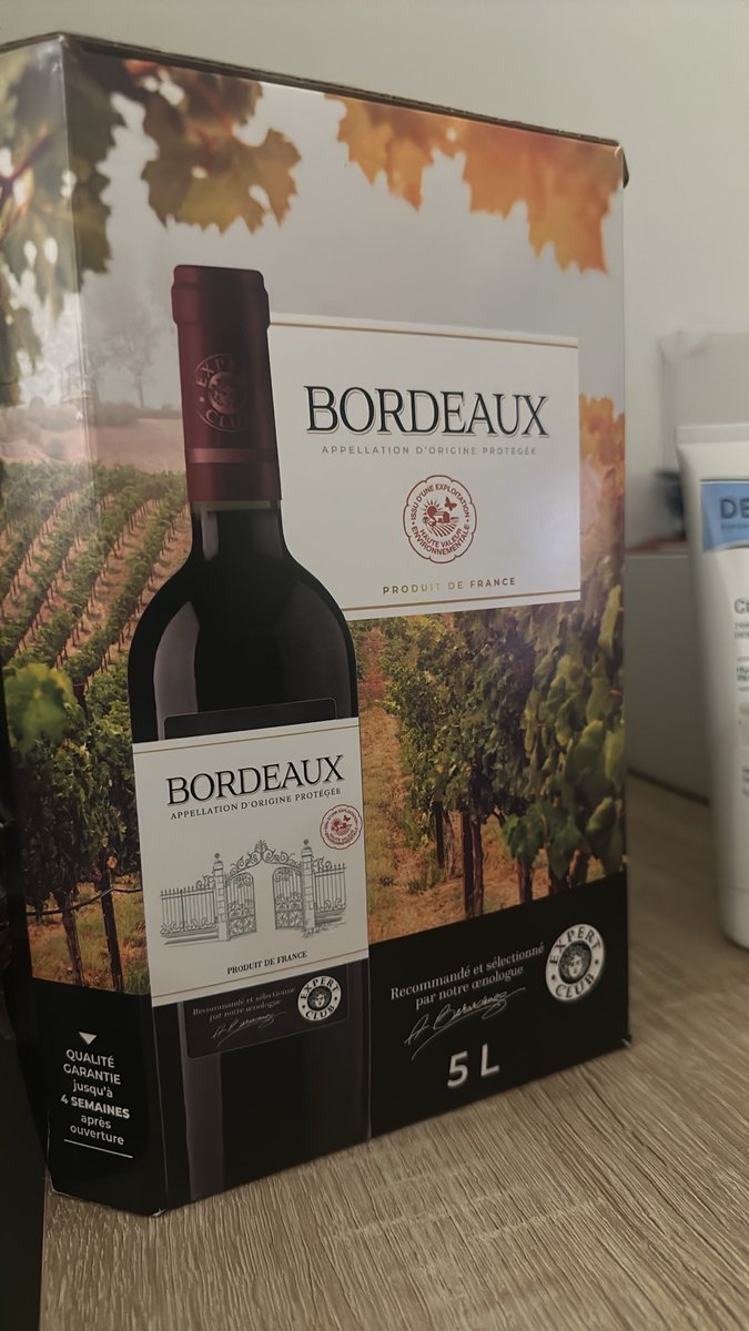 M_koovai's tweet photo. Red wine good for health https://t.co/otFcTW7Fqd