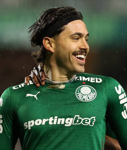 chefdangalhardo's tweet photo. Obrigado Seleção Paraguaia por ter feito do Maurício o Raphael Veiga no Auge. https://t.co/Wh9UTISmMR