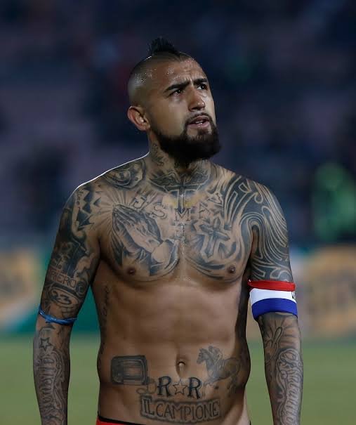 WEMPIRE_'s tweet photo. I just remember we won the league with this Mentality solider 🥶

Arturo Vidal is a special player 🔥🔥 https://t.co/j6SECPVgYA