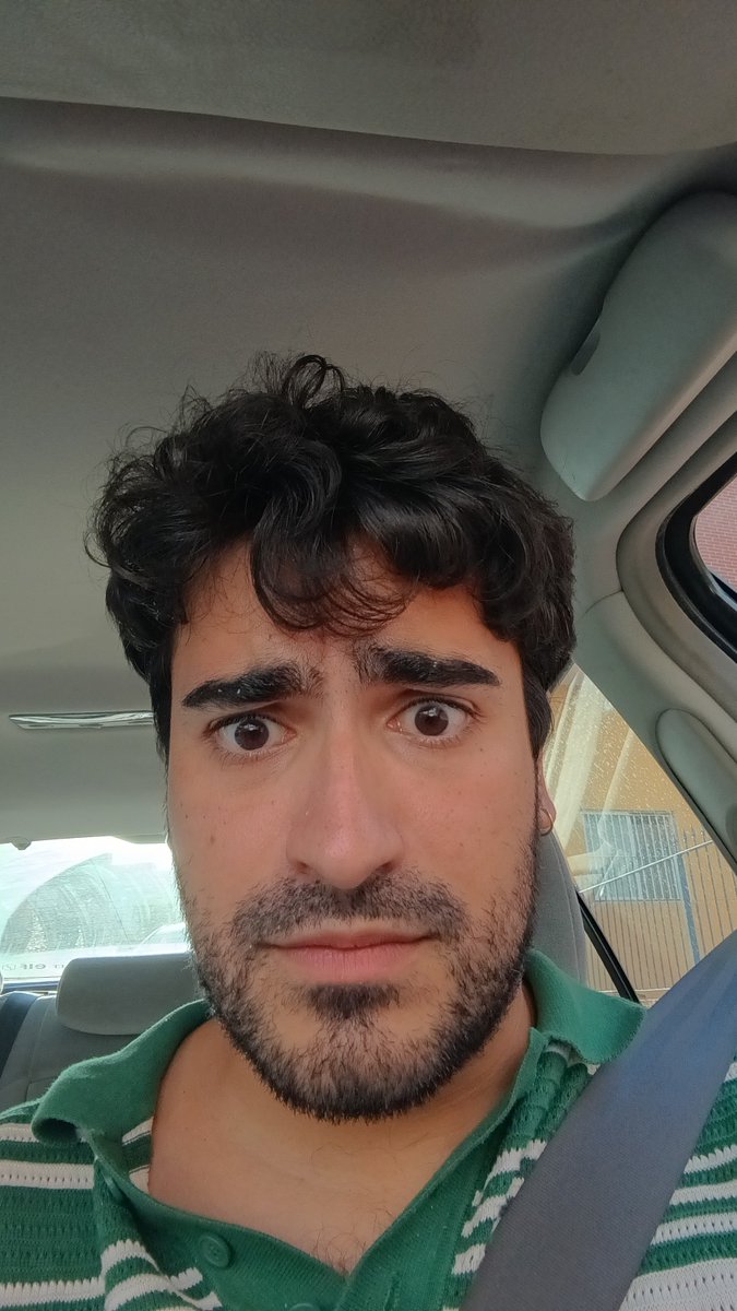 notalone1998's tweet photo. wait what all my nudes are online?? https://t.co/gPpYf6JXAd