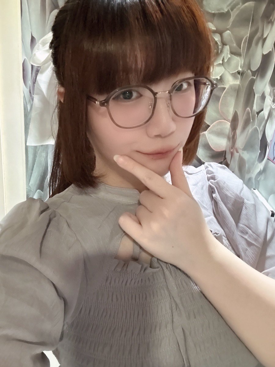 mofrunakasu's tweet photo. 8月3日 (月)もふる中洲店

🍻営業時間🥂
19:00〜翌5:00

19:00〜 
りゅか@ryuka_mofru 

23:00〜
まろ@GUILDOLL_maro 
あおい@GUILDOLL_aoi 

ご来店お待ちしております✨
#コンカフェ #福岡コンカフェ #アニソンバー #中洲コンカフェ https://t.co/0cyofhAyjm