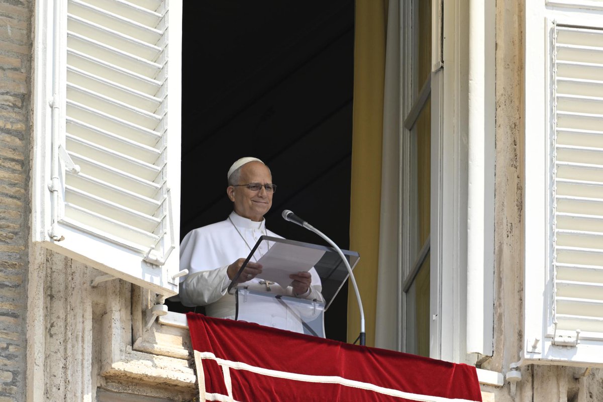 VaticanNewsPL's tweet photo. 🎙️Aktualności Radia Watykańskiego:
→ https://t.co/qJIbI724KL
🇻🇦🇪🇸 #LeonXIV: Prośmy Boga o pokój, stabilność i sprawiedliwosć.
🇻🇦Dziś można uzyskać „Odpust Asyski”.
🇻🇦🇧🇦 #OjciecŚwięty skierował przesłanie do uczestników Festiwalu Młodych w Medziugoriu.
@EpiskopatNews https://t.co/NtCFCeJE9j