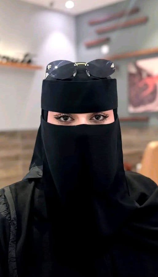 Khataba_Zwag1's tweet photo. الجنسيه سعوديه اصل وفصل 
مسيار الرياض 
حي الشفاء 
العمر31
الطول166
الوزن77
معلمه حكومية
بيضاء مزيونة جميله 
جسم مخصر جذاب انيق حنونة
رومنسية هادية 
يوجد سكن خاص
بدون اطفال 
الحاله الاجتماعيه مطلقه 
زواج مسيار سري نظرة شرعية لامانع لايهم العمر

لتوصل وتسhttps://t.co/qTOCzmnPIf https://t.co/JnaMNjeTcQ