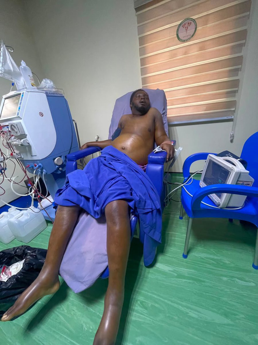 temitopewende's tweet photo. Pls help a childhood friend of mine Seun 🙏
He’s in urgent need of funds for [his medical bills / surgery / treatment].
Every naira counts.
@Wizarab10 @bossolamilekan1 @Ekitipikin @BETFUSE1 @DONJAZZY @funkeakindele @Mrbankstips @mrbayoa1 @mrmacaroni https://t.co/VPvr4dpxPP