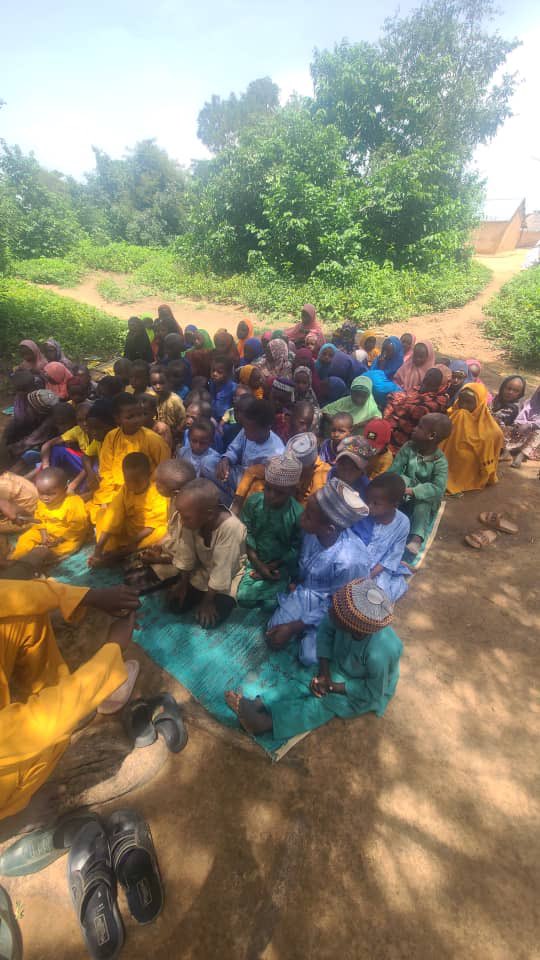 hussainimk's tweet photo. Salam my people. Allah SWT has located this children through us. This is an Islamic gathering being conducted under a tree at this age in a village at the outskirts of Zaria. 

We’re embarking on a journey to build to two classes for them. 

 The Prophet Muhammad (ﷺ) said:
 “When a person dies, all their deeds come to an end except three: ongoing charity (Sadaqah Jariyah), beneficial knowledge, or a righteous child who prays for them.”
 (Sahih Muslim)

Kindly donate let’s change their lives 

2255875600
Zenith bank 
Huss: 
D:Islamiya building.