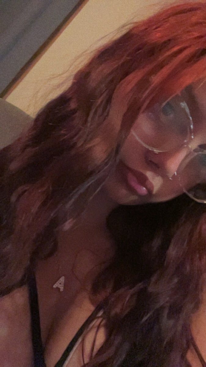 emilymommy19's tweet photo. 𑣲   19   　𝄞      bunni
⠀         mommy    𓈒    single    𓈒   switch (dom++)  
  #cnckink  #nsfwtwtًً  #moothunt   #mommy  ♡ https://t.co/sybJSfs0zo