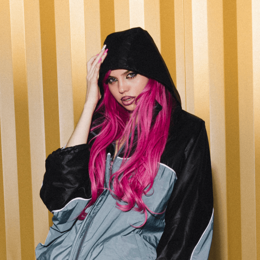 chartdata's tweet photo. ADÉLA's "Ain't In LA" reaches a new peak of #96 on the global Spotify chart with 1.564 million streams. https://t.co/y8FIKmHy4P