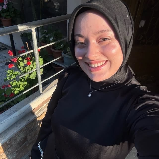 ebruysr78's tweet photo. 🖤 https://t.co/JmCeRFB2Wy