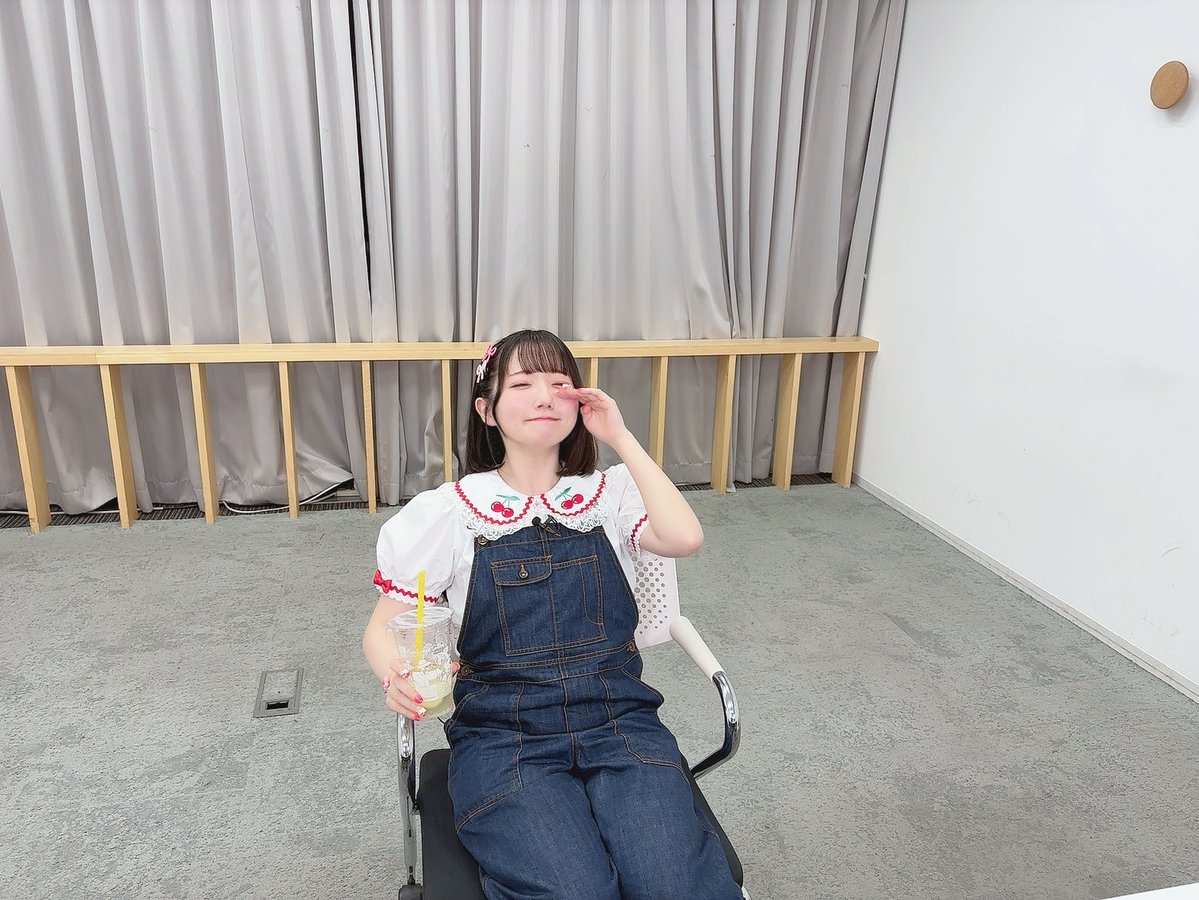 maipacemaiworld's tweet photo. #マイマイルド おまけ動画公開✨

こちらは放送後に収録したおまけ動画！
今回は最近見たオススメ映画のお話🎥
もし皆さんも見ていたら、ぜひ映画の感想をお便りで教えてください💨

会員限定の動画なので、ぜひ入会してご覧ください🐭
https://t.co/ldNyswaVg3

#菅野真衣 https://t.co/UmB7IFNLpr