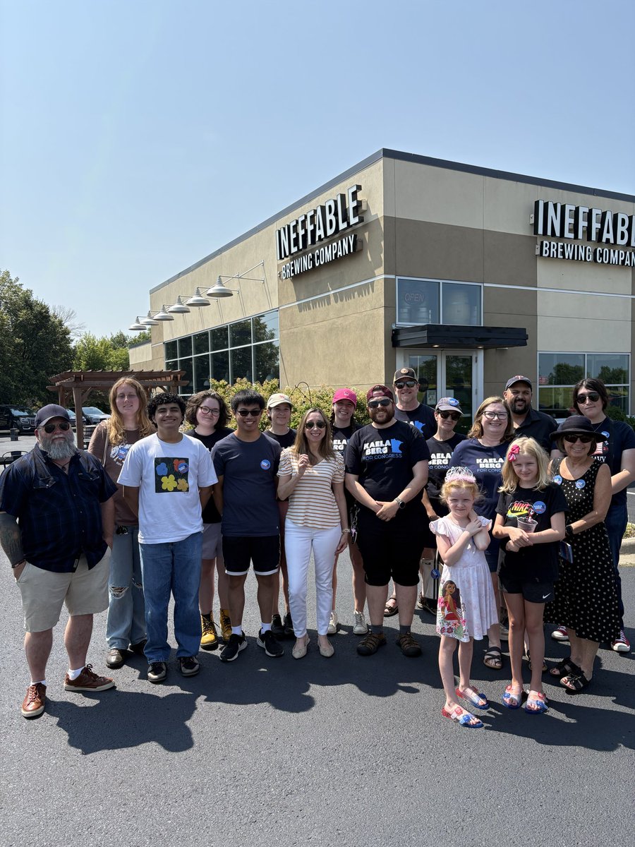 kaelaberg's tweet photo. In Minnesota, we know how to organize to win. Kaela's Crew is knocking hundreds of doors a day because that's how we win elections and bring monumental change for the hardworking families in CD2. 

And our volunteers are meeting all kinds of friends along the way. https://t.co/YvkiPVTjNZ