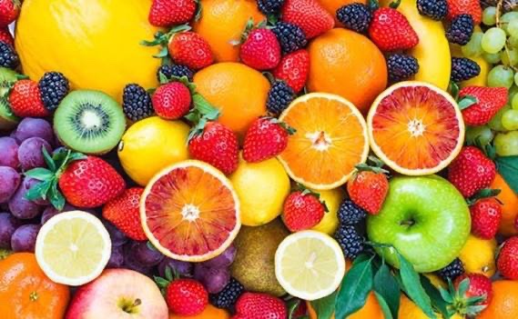 CerfiaFR's tweet photo. 🍑🍌🍓🍉🍇🍏 DÉBAT | Goût, croquant ou mou, nutritif… Quel est, selon vous, le MEILLEUR fruit ? https://t.co/rpyzpwypAY