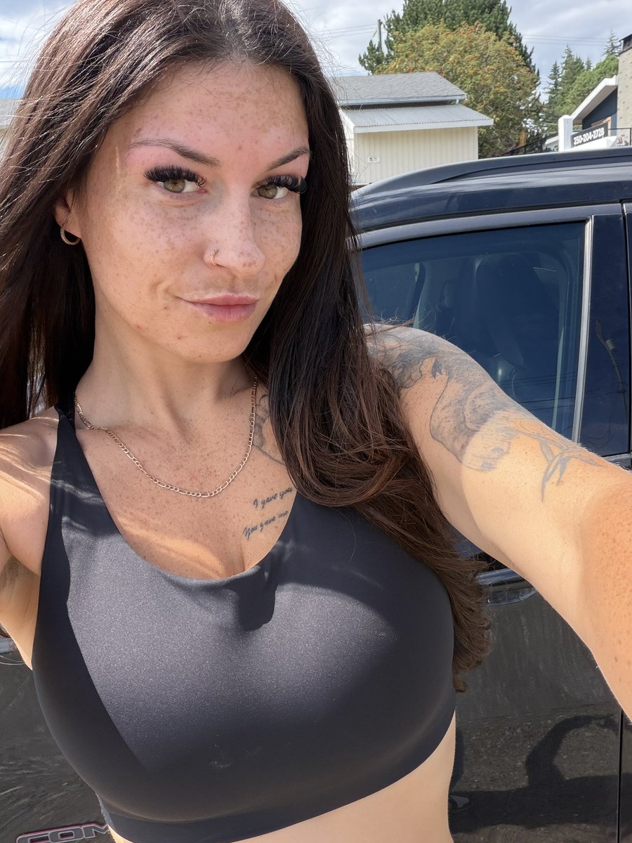 GoddessallyC's tweet photo. Without or With ….

Send either way I wanna drain U https://t.co/6ghxbEKSro