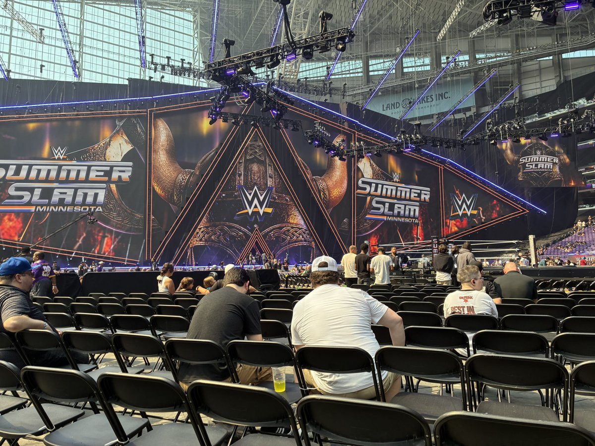 BitBPYT's tweet photo. View from my seat for WWE Summerslam night 2. Anyone else here? https://t.co/fELpvD2C9A