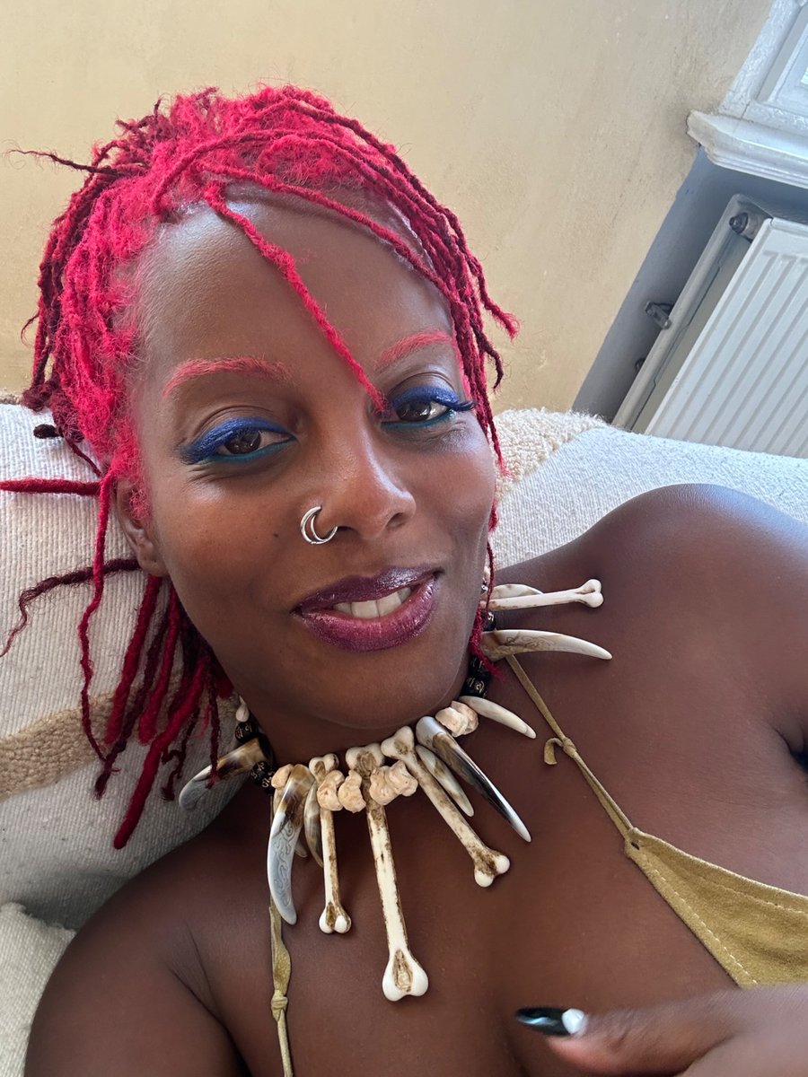 huxtablejuliana's tweet photo. PEBBLES BAKER #yyyyeeeaaaaaahhhh https://t.co/6KlPyd3WWk