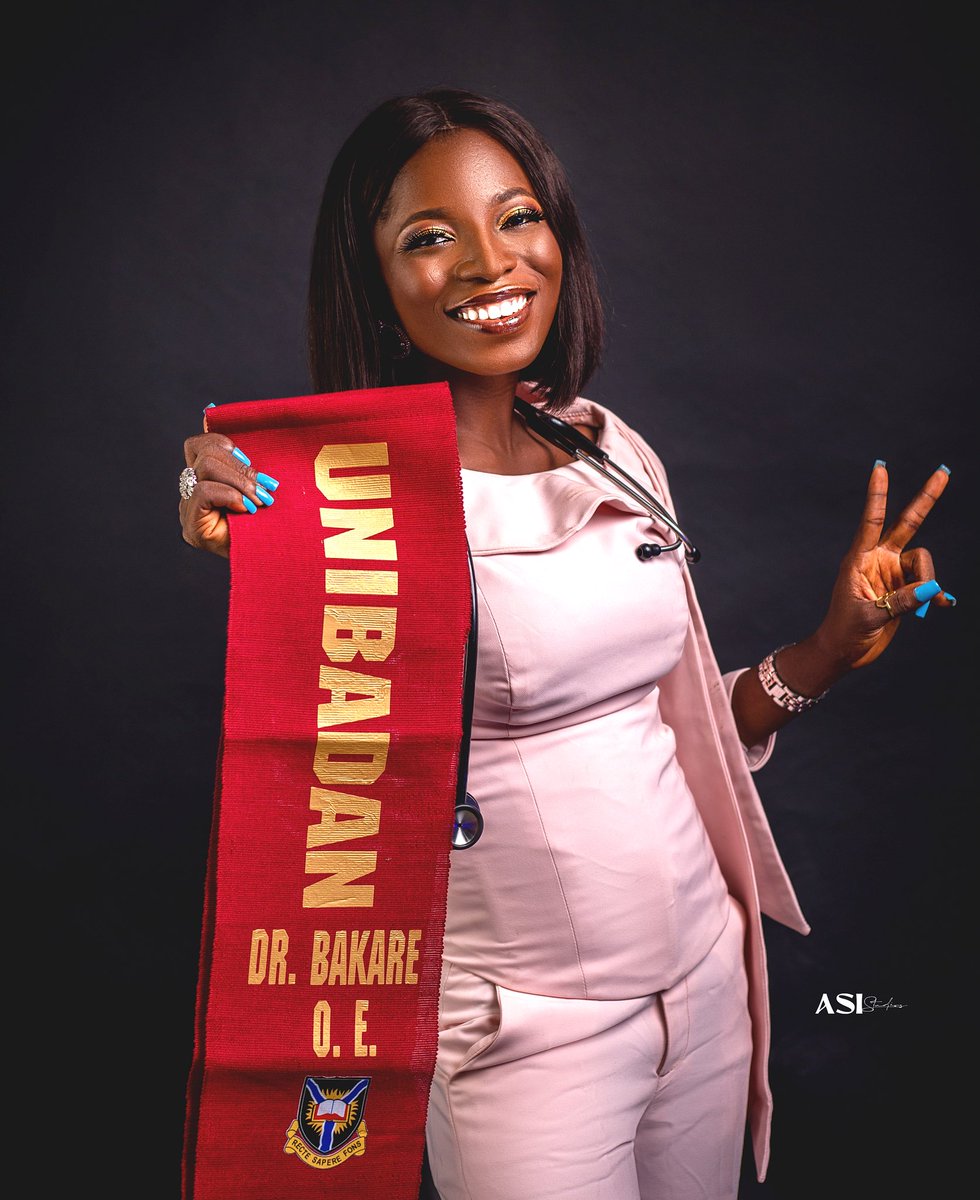 dr_olayideh's tweet photo. This day August 2nd, 2024, Ì was inducted into the Veterinary profession.

It’s been 2 yrs as a practicing Veterinarian and I don’t regret this choice☺️

My testimony will be greater next year by God’s grace 🙏 https://t.co/HQY3M7jGEW