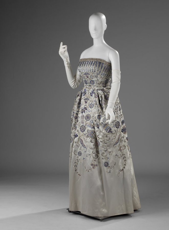 MadameGilflurt's tweet photo. For my birthday week, we’re toasting some #frockingfabulous greatest hits from 2026! From 1952, #Dior's Palmyre is utterly delicious, and embroidered by #Lesage!! #fashionhistory via Royal Ontario Museum. https://t.co/RomNMt4sIe