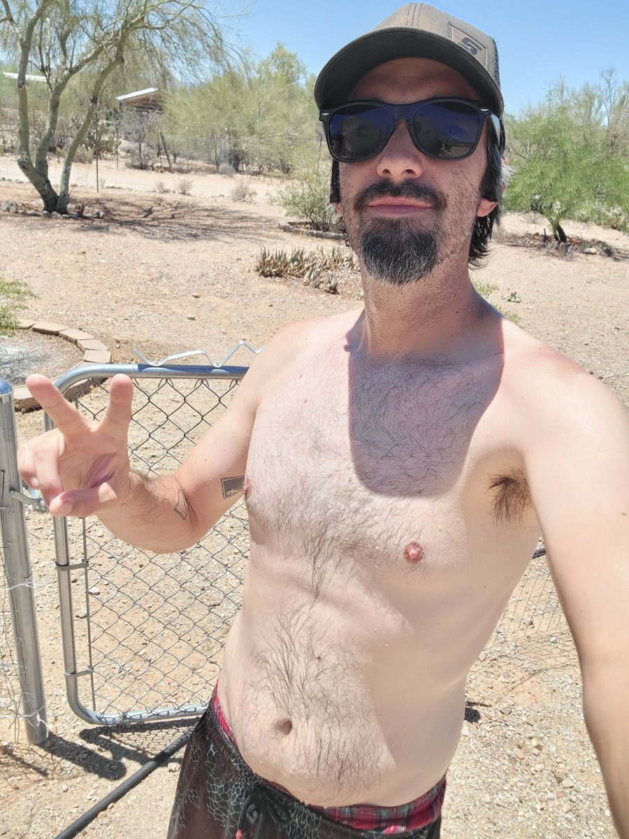 RBfullofjoy's tweet photo. 🥵✌🏼 #Tucson #AZ #Hot #spicycontent  🍆😆 https://t.co/XywWTlC7pJ