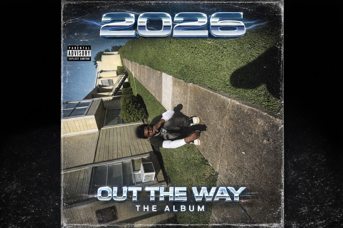 deemoodda's tweet photo. Who’s Ready ??? Been Holding Me For To Long! 
#outtheway #deemoodda ( @deemooddaa ) https://t.co/V5ypFZ7PtR