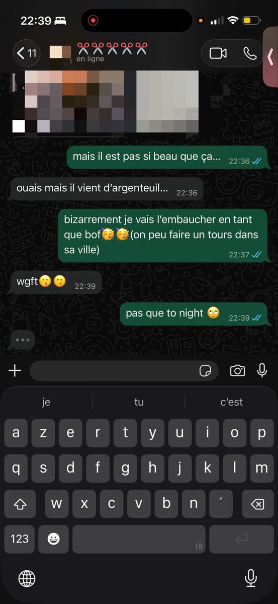 9nirm3's tweet photo. je trouve les mecs à mes copines moches jusqu’au moment où elles me disent «il vient D’ARGENTEUIL» https://t.co/FoiQ7LA8Od
