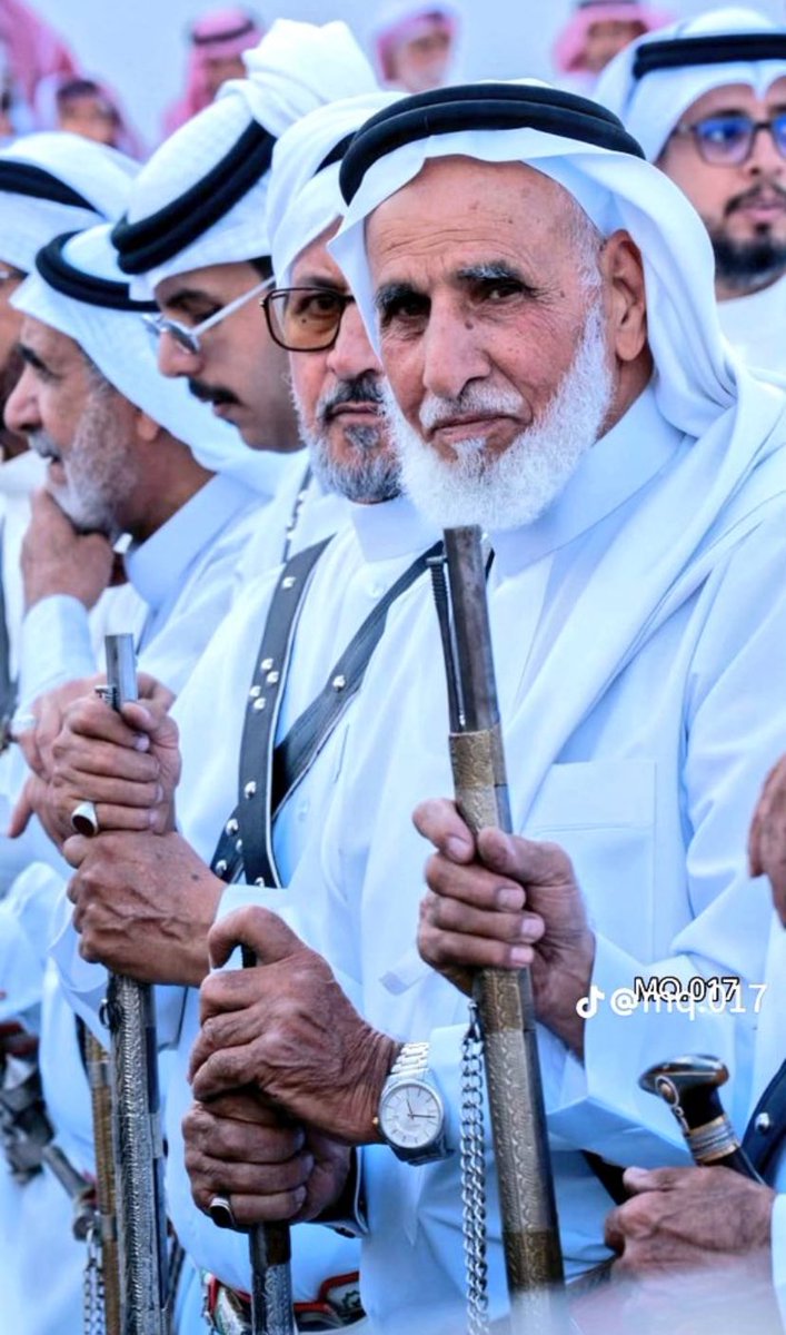 bin_saad1143's tweet photo. @alrougui @khalid_oun معليك زود وابشر ب رجال عمرين في كل حزه https://t.co/Mir49peCwi