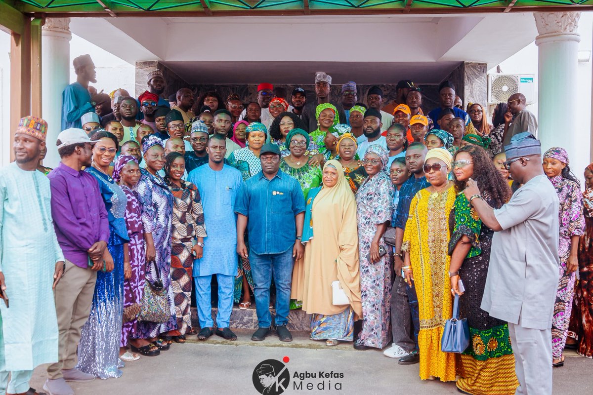 GovAgbuKefas's tweet photo. Earlier today at the TY Danjuma House, we signed three Executive Orders into law in Taraba State. The Orders target: Political Thuggery, Illegal and Unsafe Mining, and Drug Abuse.

Our goal is to protect lives, secure communities, and preserve the future of our young people.

I call on parents, teachers, security agencies, and community leaders to join hands with government in enforcing these measures.

Taraba is #MovingForward.