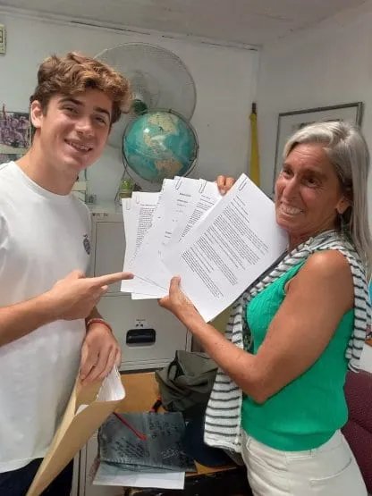 wanvers_'s tweet photo. "nombrame uno que haya terminado la escuela. Nadie”

franco colapinto literalmente terminando la escuela en 2024 https://t.co/o1LedZSsgE