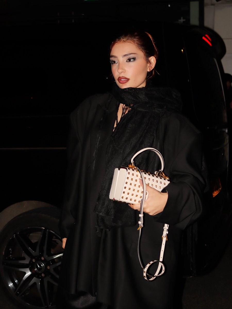 vissidvioleta23's tweet photo. 📸 nuevas fotos de Violeta en el Valentino Beauty House Party en Londres (19/02/26)
https://t.co/asLS408DuW https://t.co/M54YNU2OlG