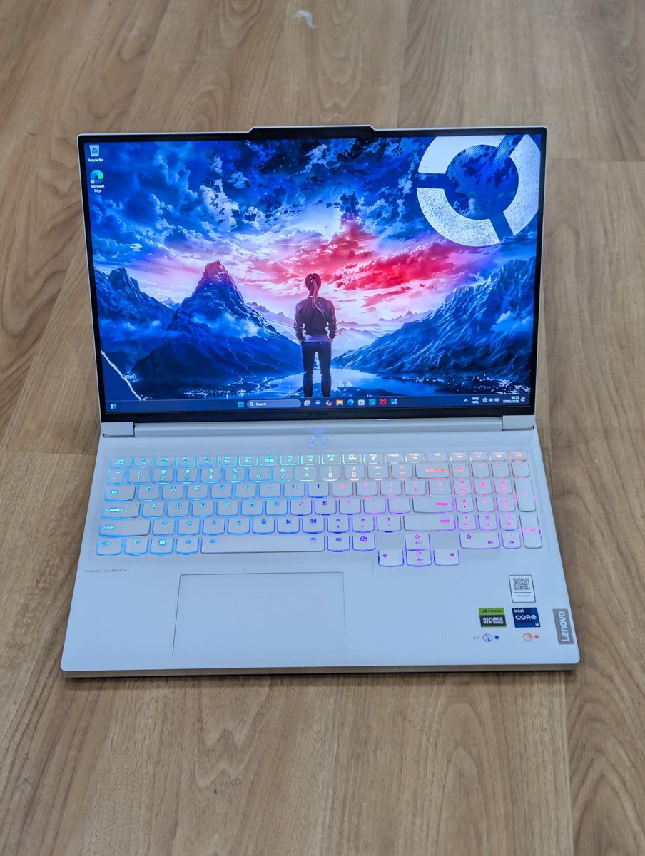 Val_Gadget's tweet photo. My setup :
Dell XPS 13 9320  (travel)
Lenovo legion (Work)
Galaxy Tab S11 https://t.co/ZeSBg83J71