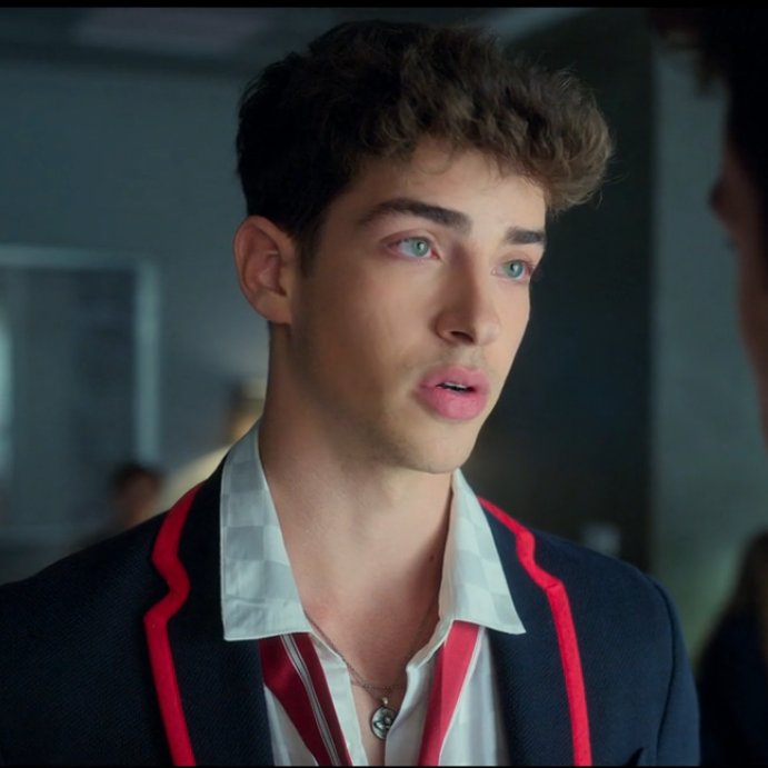 FAMOSOSNUD's tweet photo. ATENCIÓN 🚨 

AL ACTOR "MANU RIOS" CONOCIDO POR LA SERIE "ELITE"  SE LE HAN FILTRADOS VIDEOS DESNUDO, MASTURBANDOSE HASTA ACABAR.😳 

TE DEJO EL CONTENIDO COMPLETO SUBIDO EN ELLINK DEL PRIMER COMENTARIO (Apresurate antes que me lo eliminen)👇🏽🔞🤫 https://t.co/MhKUURBUEG