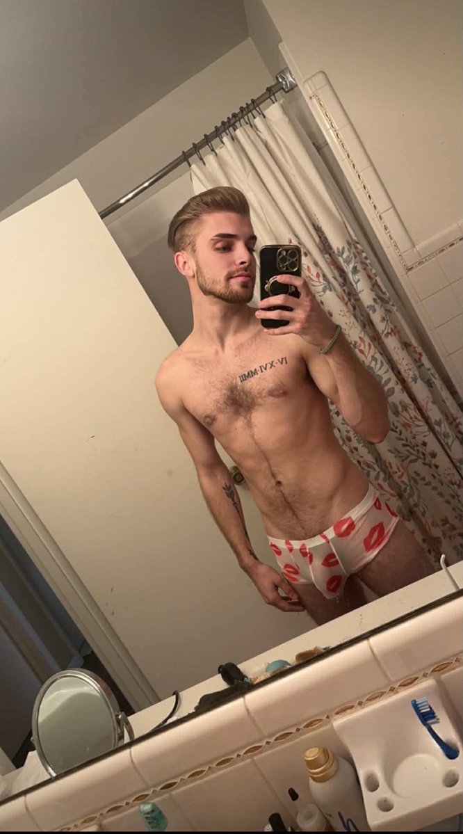 Dl_9356's tweet photo. Follow this sexy man ;) you won’t be disappointed 🥵 @Josh72332757650 
-
-
-
-
#nsfwtwtًً #nsfw #gay #onlyfans https://t.co/8aDvBobdbI