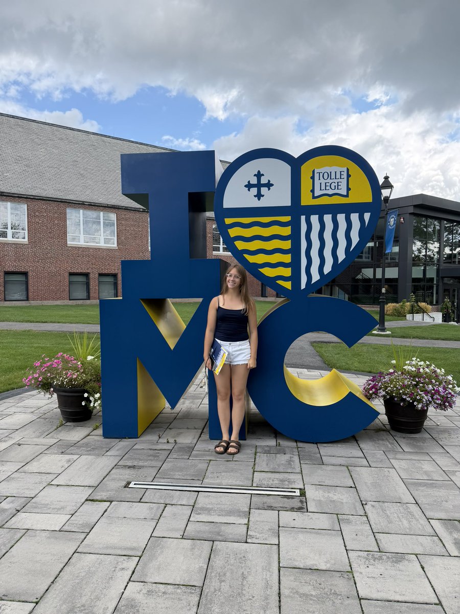 JovieThompson29's tweet photo. Had a great time exploring Merrimack College. https://t.co/9b4esO9reI