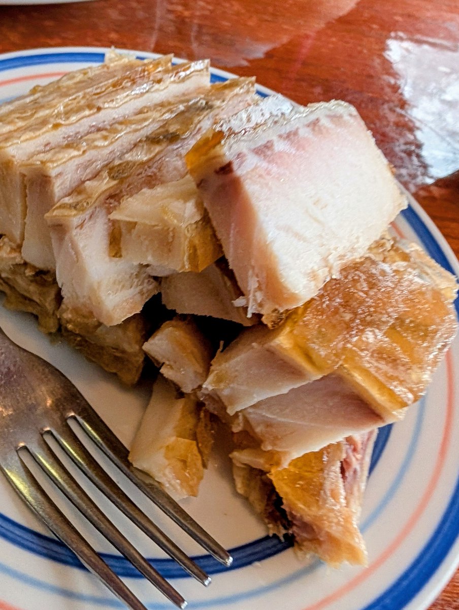 leizcrypto's tweet photo. Pickled fish, truly a unique fish 😋 https://t.co/CXBUVfEqTh