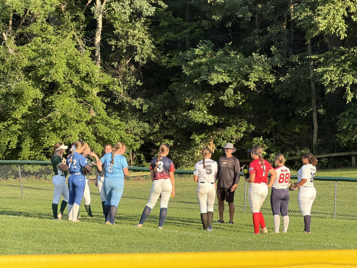 JovieThompson29's tweet photo. Thank you Coach Matt @AICSoftball  I really appreciate your time, support, and coaching at NE Finest All Star game. https://t.co/h57oepV2bj