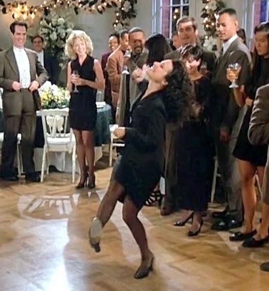 TheNightTrader2's tweet photo. @dantypo She dances like Elaine from Seinfeld.. https://t.co/WOCccIiQVB