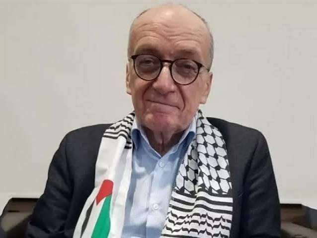 Leeloo8387's tweet photo. @neyikaybettik L’avocat lyonnais Gilles Devers est décédé le 26 novembre, des suites d’une longue maladie, cinq jours après l’inculpation de Benyamin Netanyahu par la CPI. Son fils, Manuel Devers, va poursuivre le combat de son père https://t.co/DLlRkCUEGK