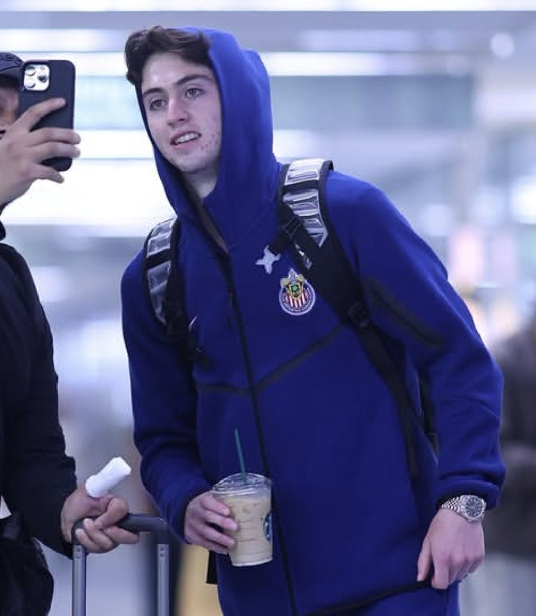 eversincedjo's tweet photo. para mí un café doble sin azúcar y para el puto de mi novio un iced latte https://t.co/vA872GemMe