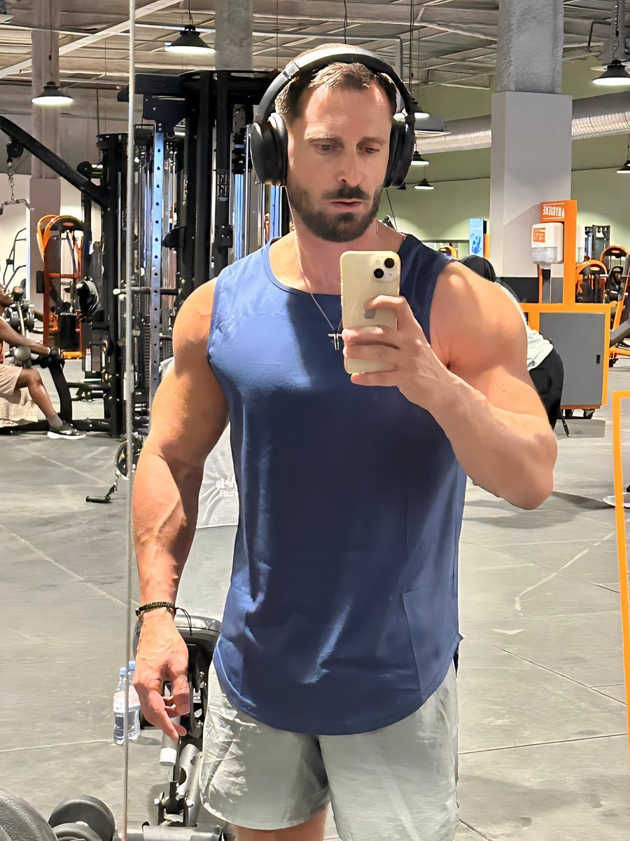 AlecDean67's tweet photo. Vous avez été top ces derniers temps !
Merci à mes followers qui font vivre mon compte X et Onlyfans 😘
J’essaie de répondre à tout le monde 
Et contrairement à beaucoup de créateur .. rester humble 💪
Petit cadeau à la salle en direct https://t.co/IoJwi7T55v