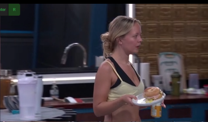 JokersBBUpdates's tweet photo. 2:02 PM Melody with a new style. #BB28 #BBLF https://t.co/0xnMszYJw0