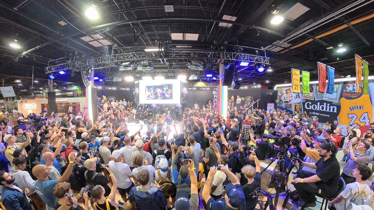 nsccshow's tweet photo. Thank you to all our collector friends for making the 46th National Sports Collectors Convention one we won’t soon forget ✊🫡

#thenational #nscc https://t.co/Sg3Qm9EUv7