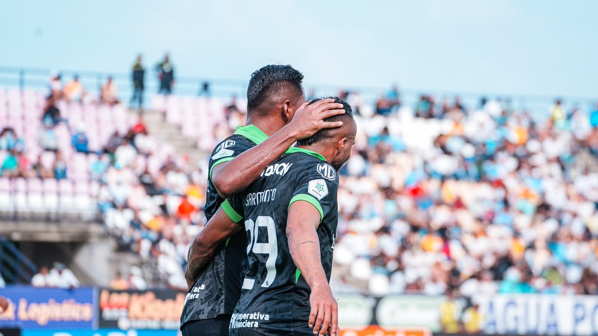 nacionaloficial's tweet photo. Celebra el segundo Sarmiento.

#VamosTodosJuntos https://t.co/cI5kYjxatu