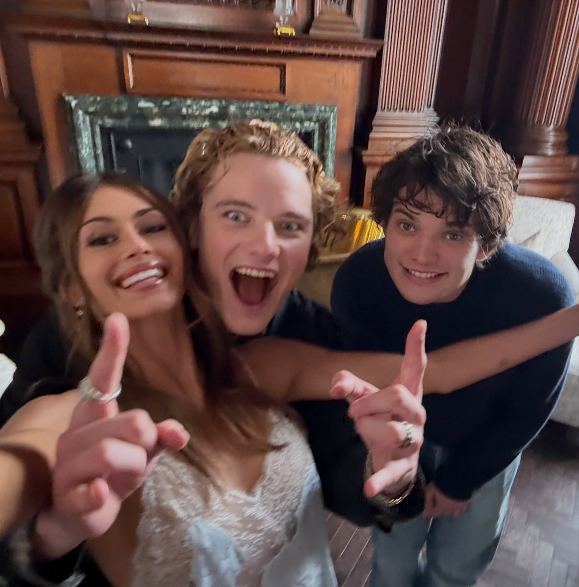 updatesofkaia's tweet photo. kaia gerber in london for ‘the shards’ press. https://t.co/JvTgu8vOB7
