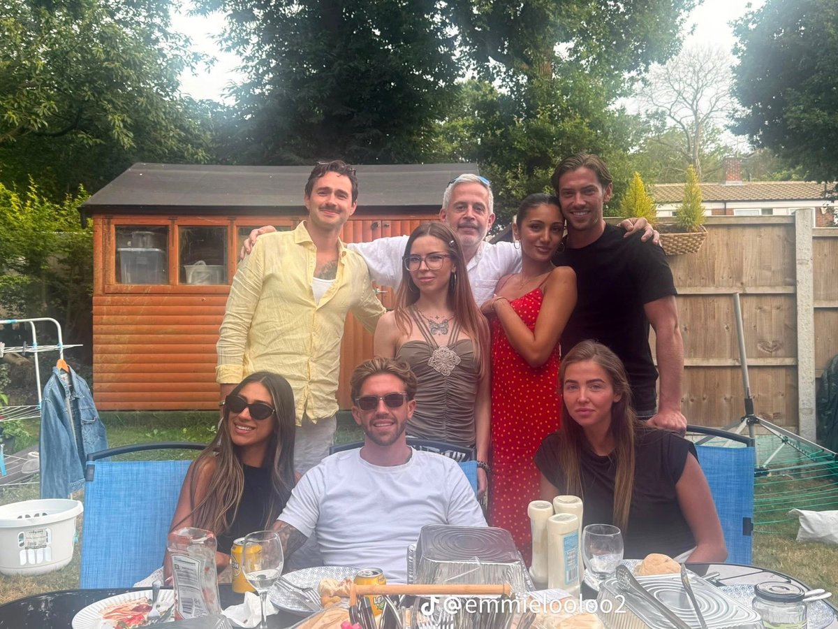 aseriesholic's tweet photo. Jasmine and Priya at the Murphy’s family BBQ 🫶🏼 
#Javan #Praidan https://t.co/twdsGZjbFU
