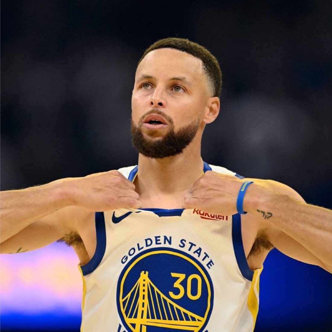 TheNBACentel's tweet photo. The Boston Celtics ended Steph Curry trade talks once the Warriors mentioned Hugo González as part of the trade.

(Via @SharmsCharania) https://t.co/FoWTfFBVi5